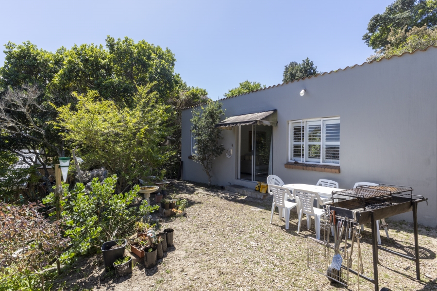4 Bedroom Property for Sale in Seafield Eastern Cape